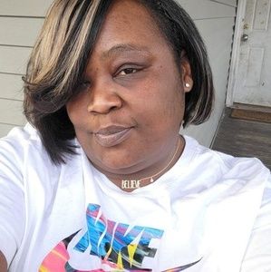 Meet your Posher, Sharie